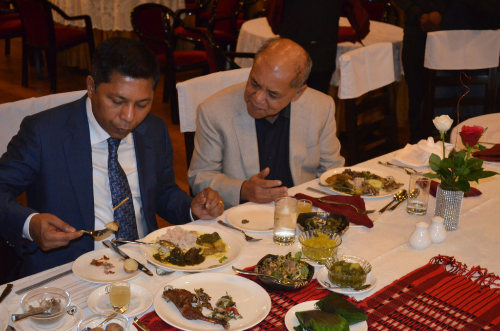 Hon'ble Chief Minister, Dr. Mukul Sangma with NESFAS Chairman, Mr. Phrang Roy partaking of the food served by the ITM host communities.